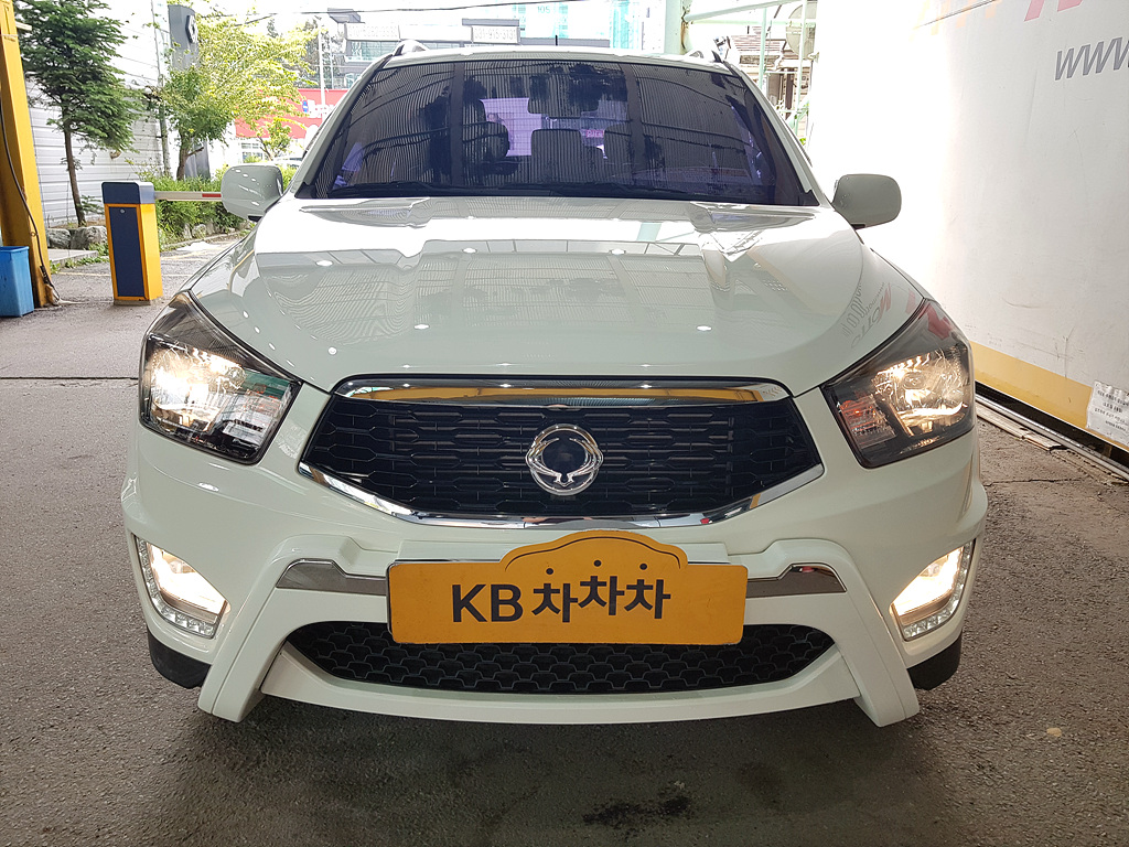 KGƼ   ڶ   2.2 CX7 4WD  